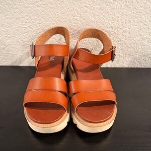 MIA Women's Sandals in Tan and Cream